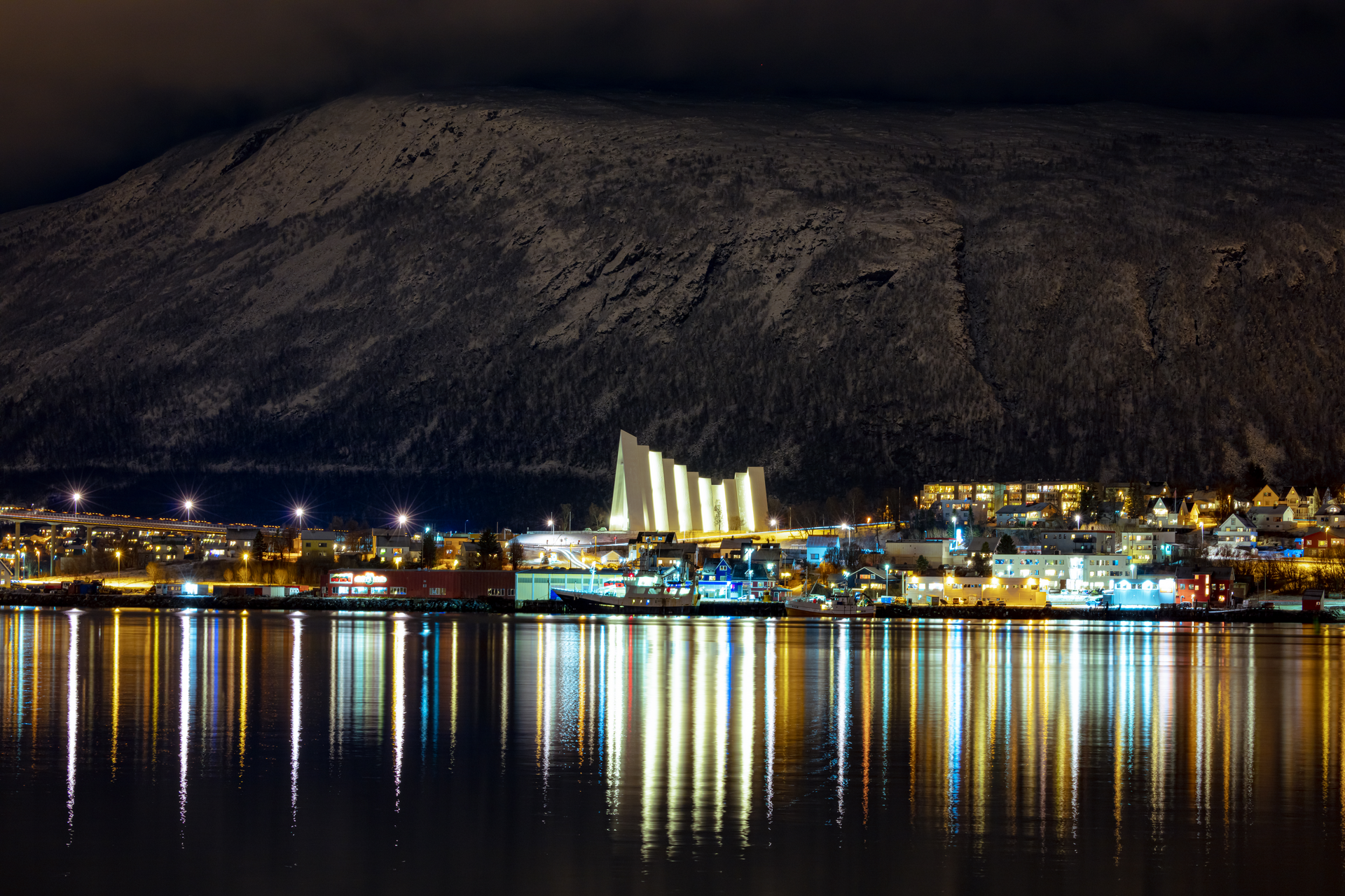 Tromsø - The Arctic Cathedral_Sven-Erik Knoff - Visit Norway